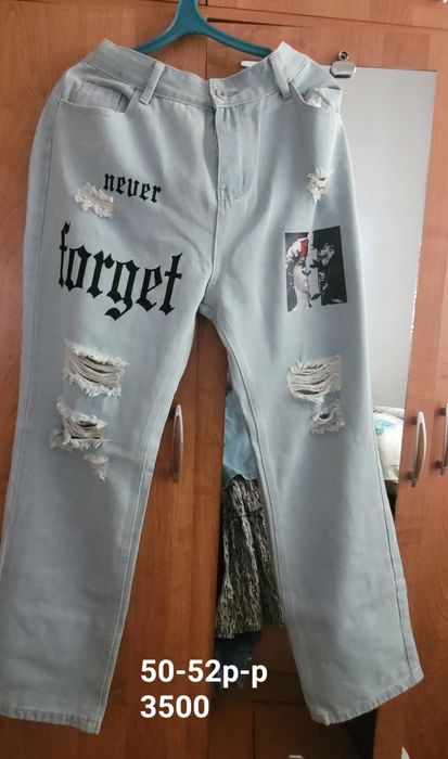 Одежду вещи продам