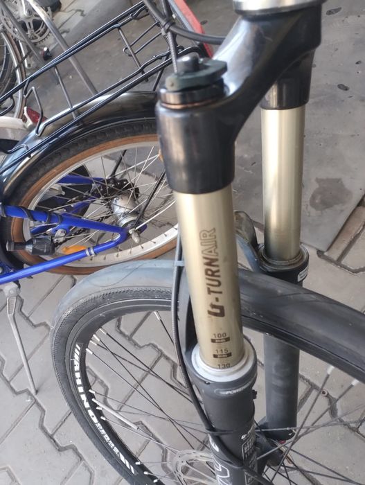 Furca bicicleta pe aer blocabila , reglabila rock Shok by sram