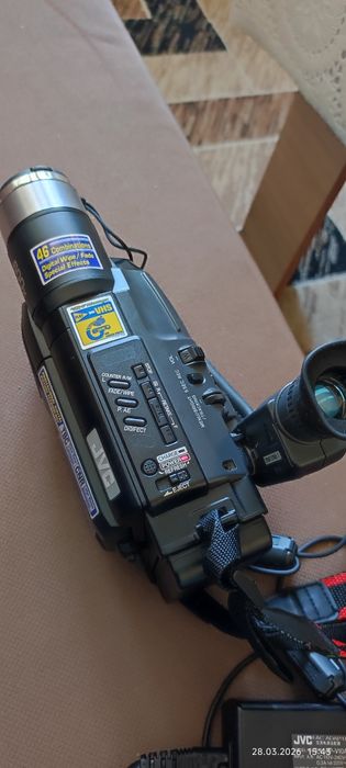 Видео камера JVC