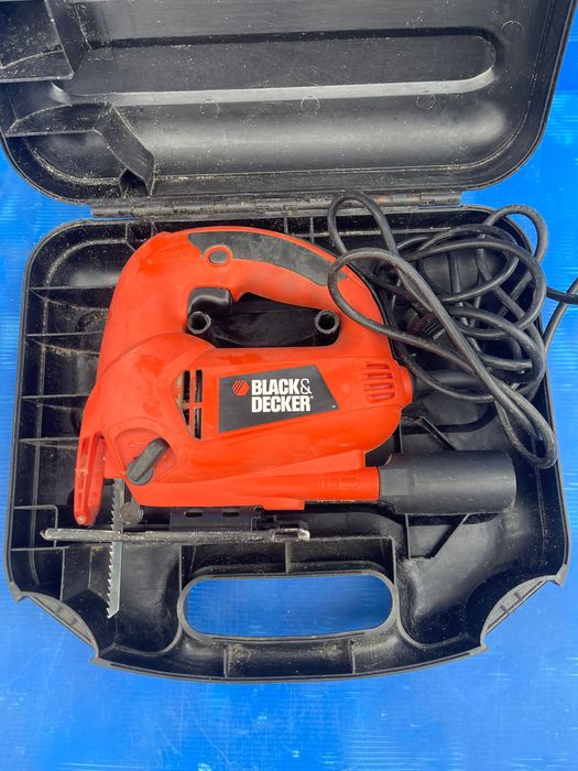 Fierăstrău pendular Black&Decker original