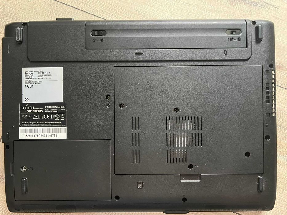 laptop fujitsu siemens esprimo mobile v5535 de colectie