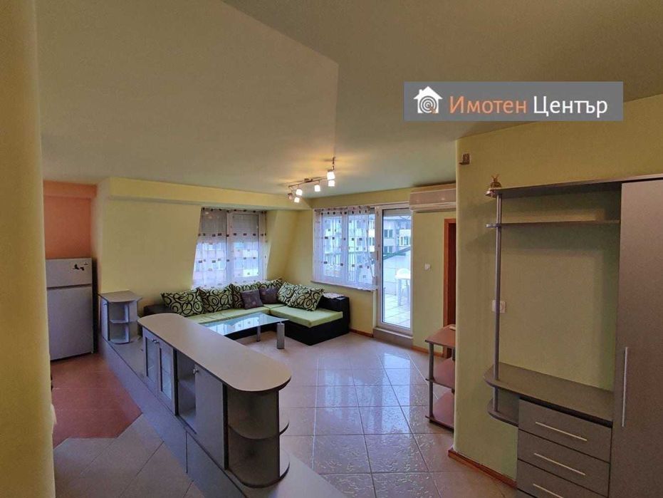 Дава се под наем Тристаен апартамент в София, Студентски град - 100 кв.м за 650 € - Снимка #1