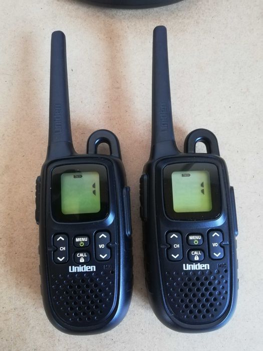 Радиостанции Uniden PWR1188-2CK като нови!