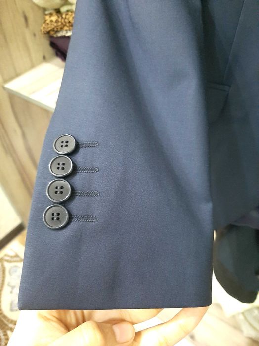 Kostyum shim sarpaga butikdan olingan umuman kiyilmagan