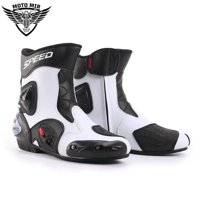 В наличии имеются профессиональные RidingTribe ботинки