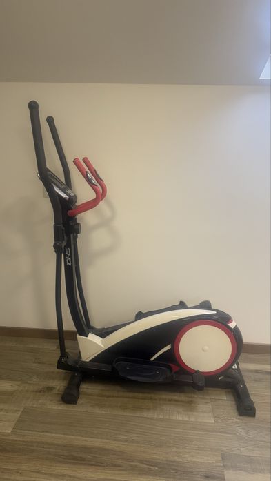 Bicicletă eliptică magnetică DHS 3601E – Stare excelentă