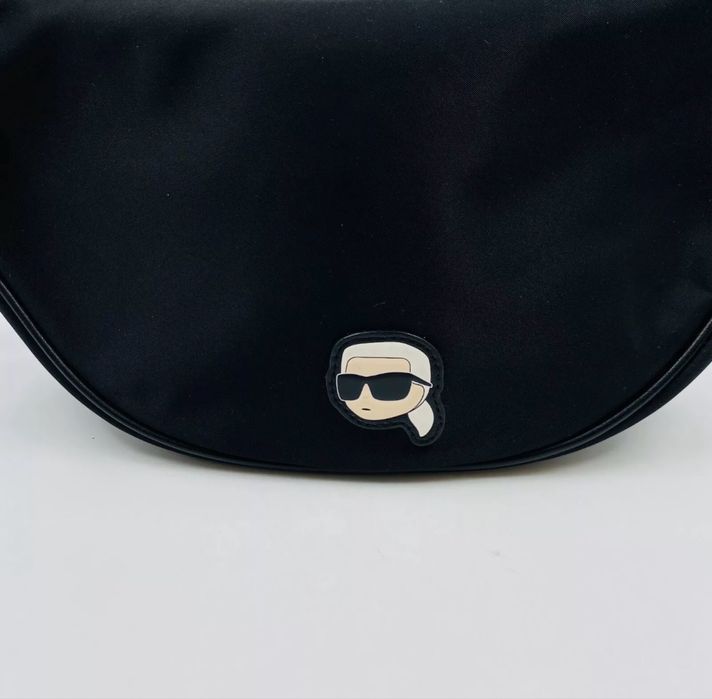 Karl Lagerfeld чанта