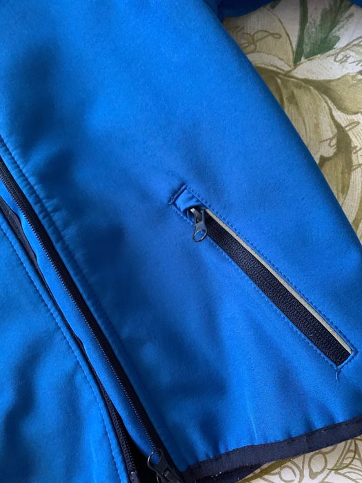 Geaca albastra nr 98 de primavara