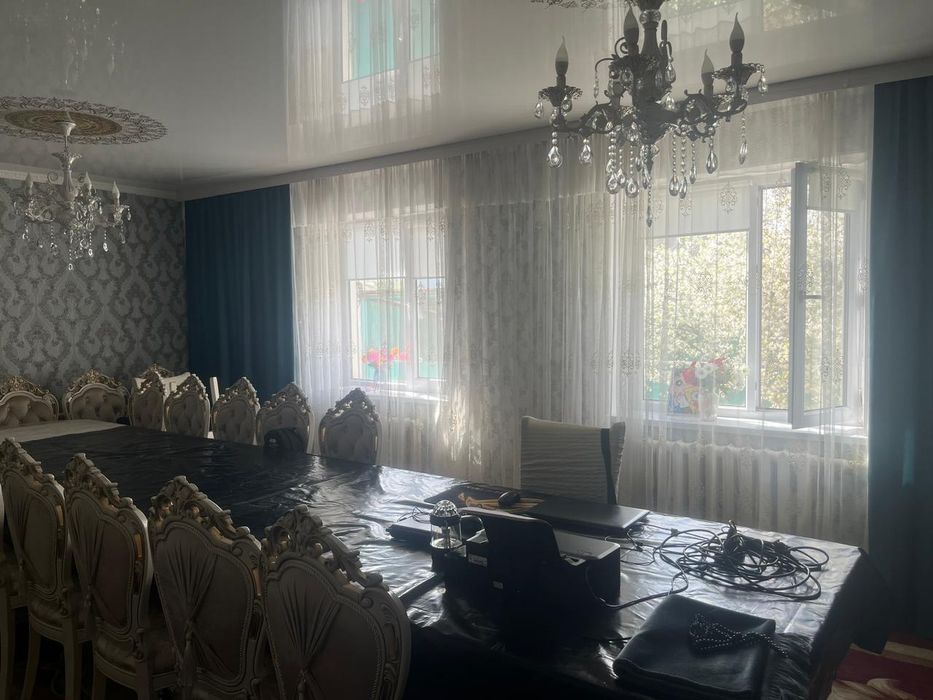 Үлкен үй сатылады