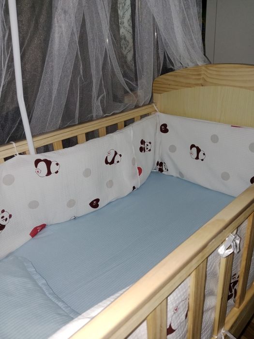 Продаю детскую кроватку