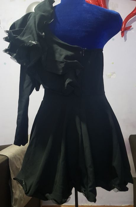 Шикарная вечерная кофта одета 1раз куплена в бутике за 80$