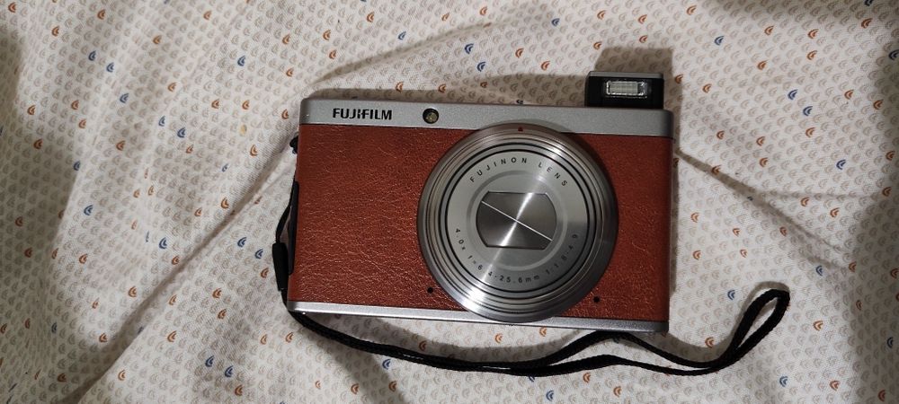 Фотоапарат Fujifilm xf1