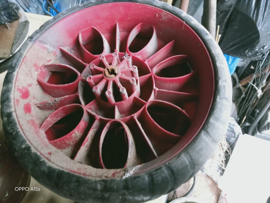 Продам колёса на тележку