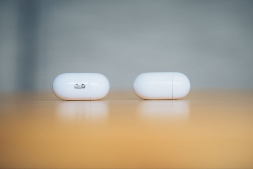 AirPods Pro 2 Pro 1,2.1,3,4 зарядный футляр/case/кейс.L/R наушники