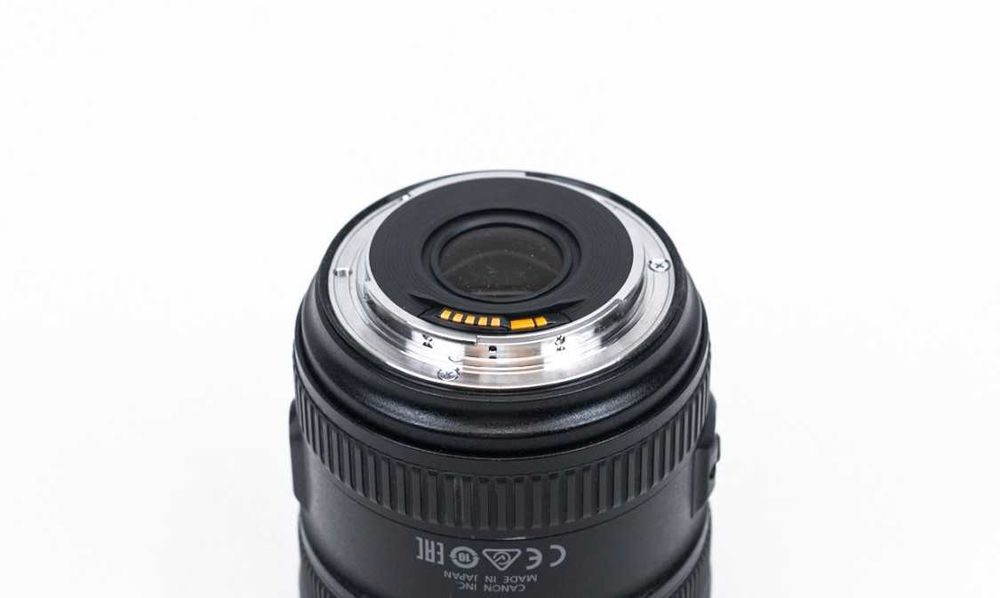 Canon EF 24-70 mm f/4L IS USM - obiectiv foto