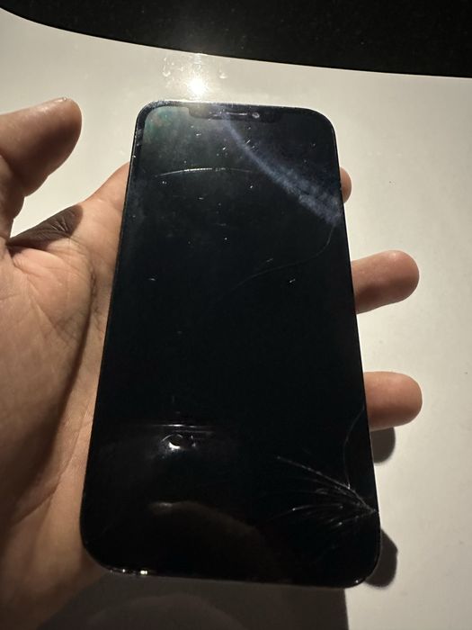 Iphone 12 pro 128 LL/A srochno sotiladi
