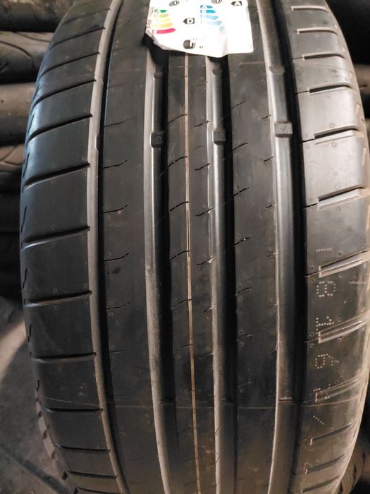 245/35/20" Bridestone potenzs sport 1бр.гума Нова