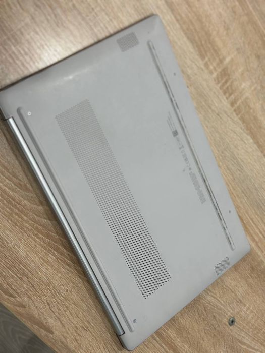 Hp computer i-13 1315U