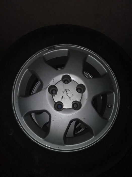 Продам шины 195/65 R15