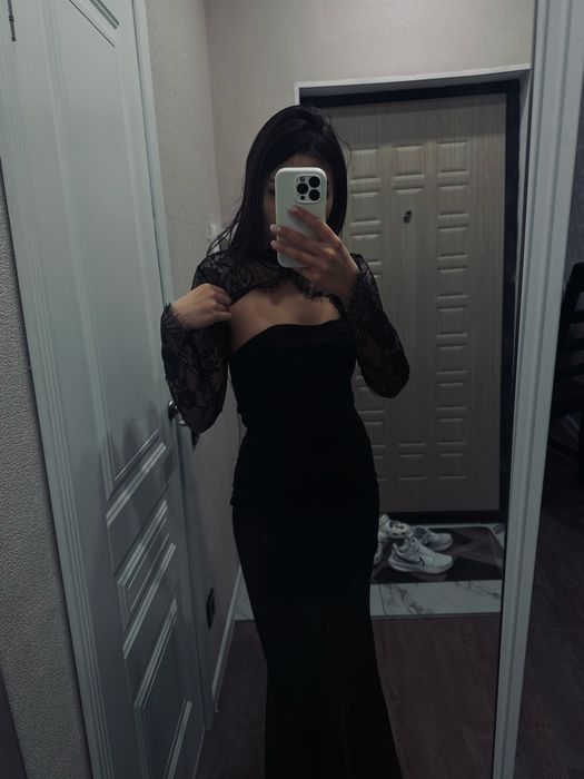 продам вечерние платья