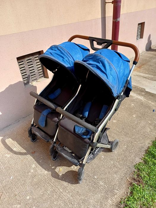 Продаю детсую кольяску для блезнецов