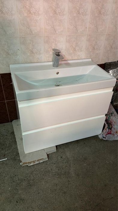 Раковина 45*80 новая