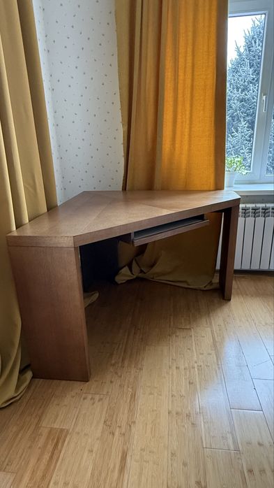 Продам спальный гарнитур