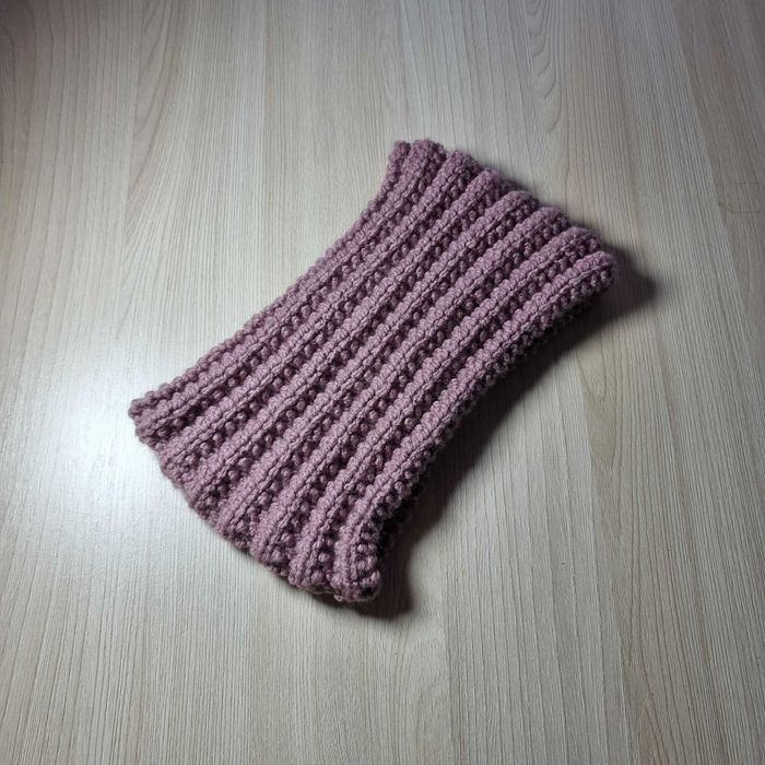 Bentita femei si fete - Crosetata Manual - cu bijuterie