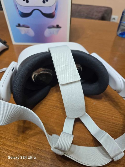 VR очила Oculus бели