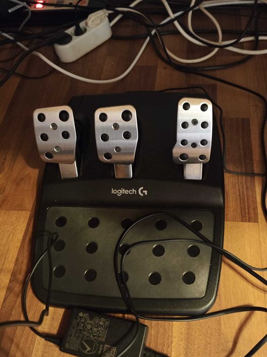Volan Gaming Logitech G29 + Schimbator