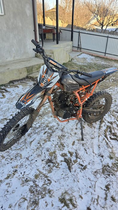 Vând cross KXD 150 cm