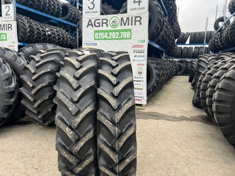 Anvelope noi 12.4-36 cu 8 pliuri pentru tractor spate