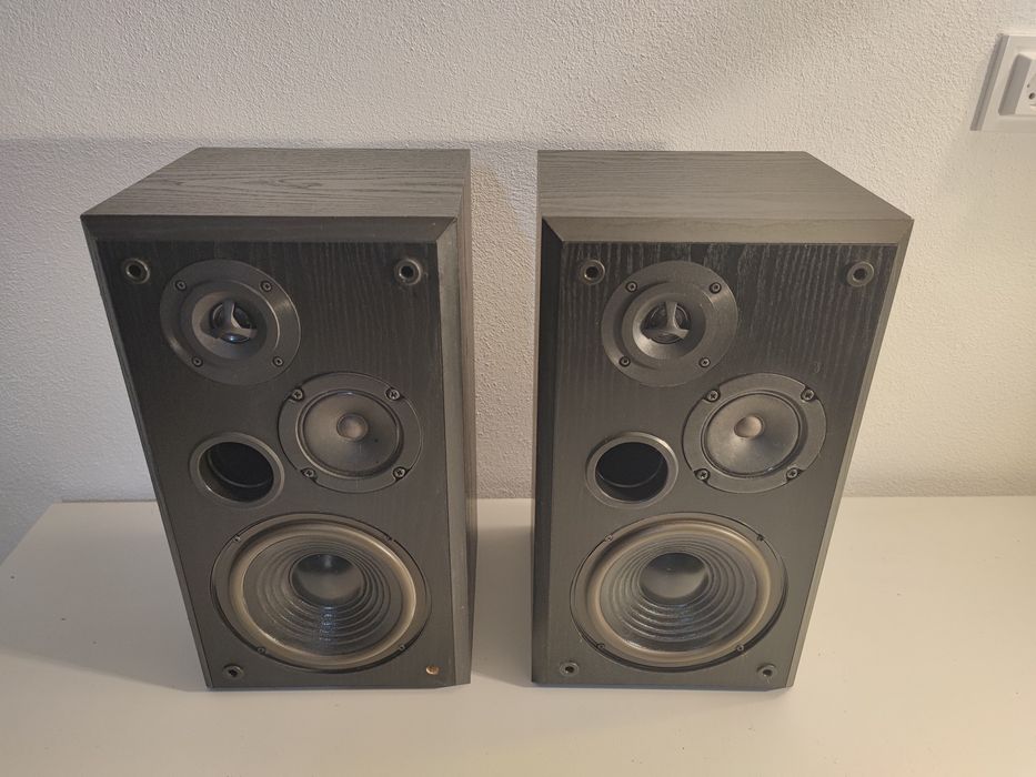 Boxe Triton R 90 T + A 2x90W 3 cai