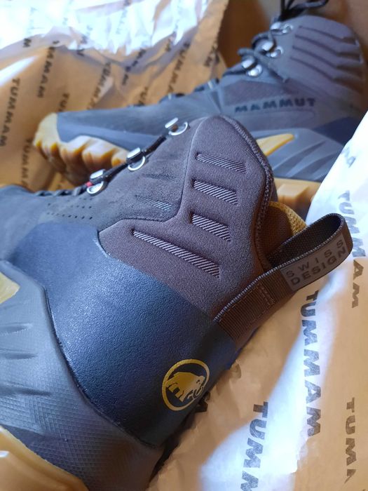 Bocanci Mammut Goretex, vanatoare, munte, salewa, scarpa, meindl