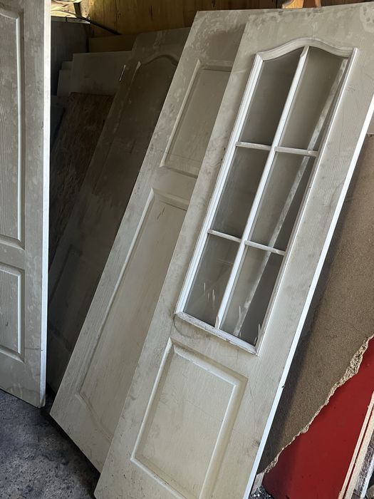 Продам двери срочно