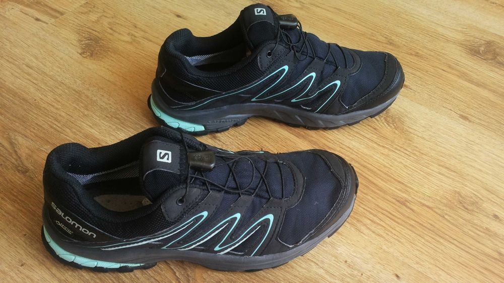 SALOMON GORE-TEX Women Kids Shoew размер EUR 40 / UK 6.5 маратонки водонепромокаеми - 806