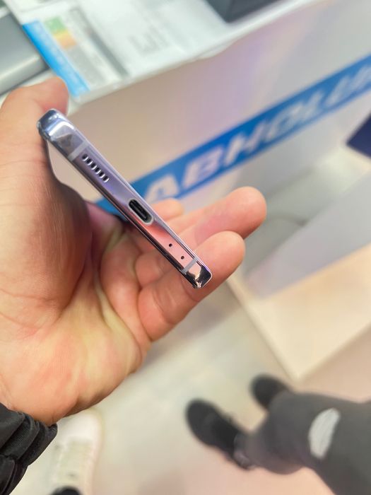 Samsung Galaxy  Z Flip 4