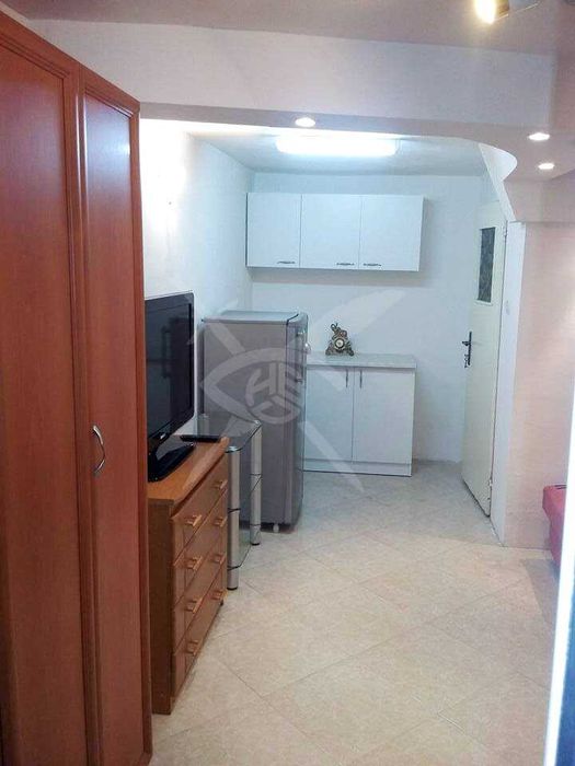 Дава се под наем Едностаен апартамент в Варна, Генералите - 25 кв.м за 200 € - Снимка #1