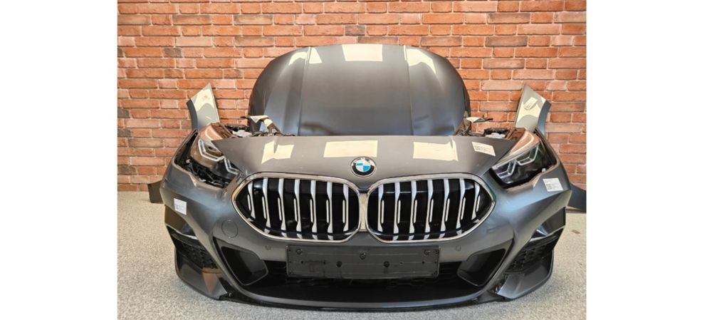 Capota ,trager ,faruri, partea fata completa BMW f44