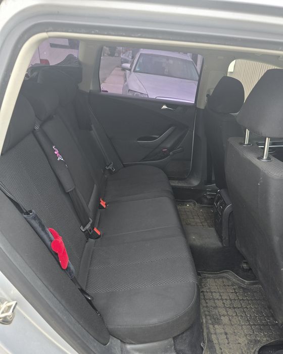 VW Passat B6 Combi 1.9 TDI (2007)