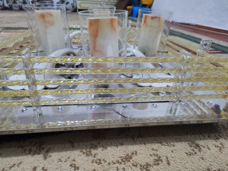 Продам люстру в отличном состоянии