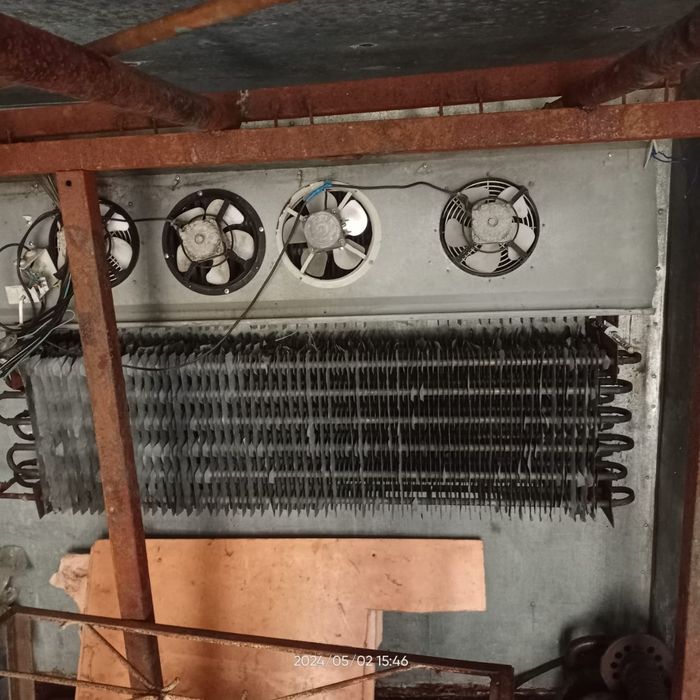 Продам холодильник