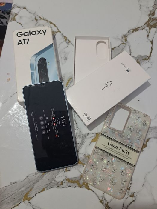 Телефон продаётся