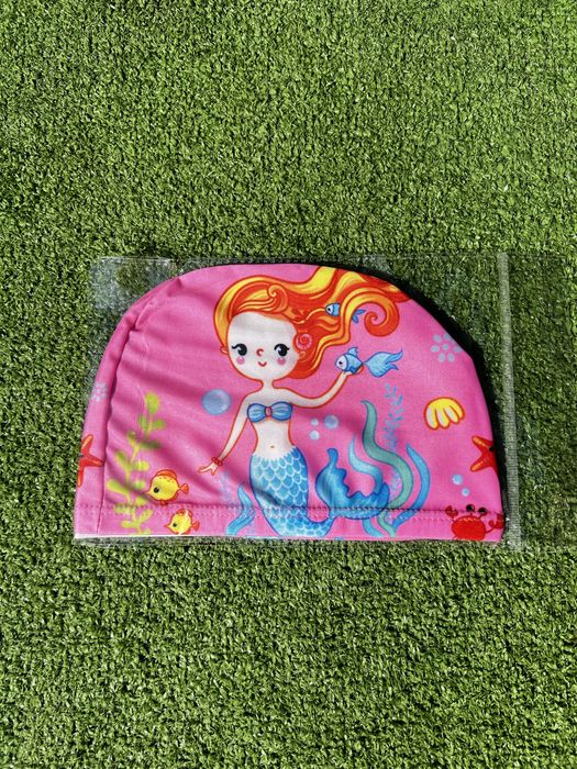 Цветни детски плувни шапки- забавни и удобни!