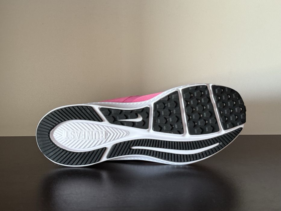Nike Star Runner 2 GS 36номер 23см Стелка Нови без Кутия