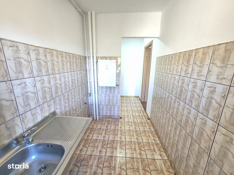 Oferta 2 Camere semidecomandat Centrul Civic Str.Harmanului Etajul 3