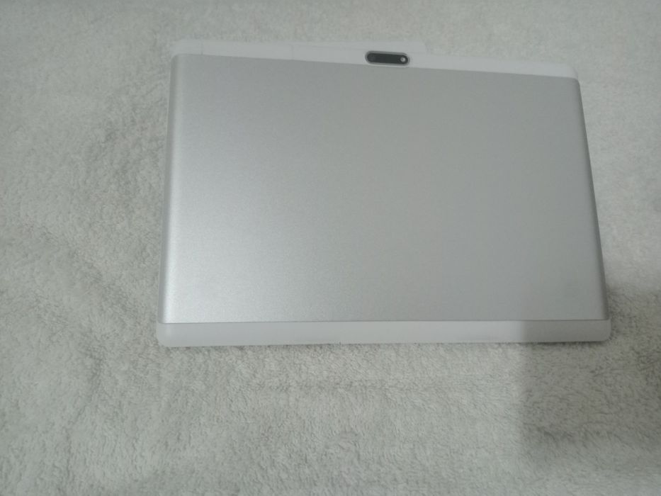 Продам планшет 15000