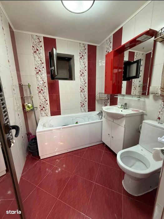 - Apartament 3 camere Renovat in Totalitate, Dorobantilor - etaj 2/4.