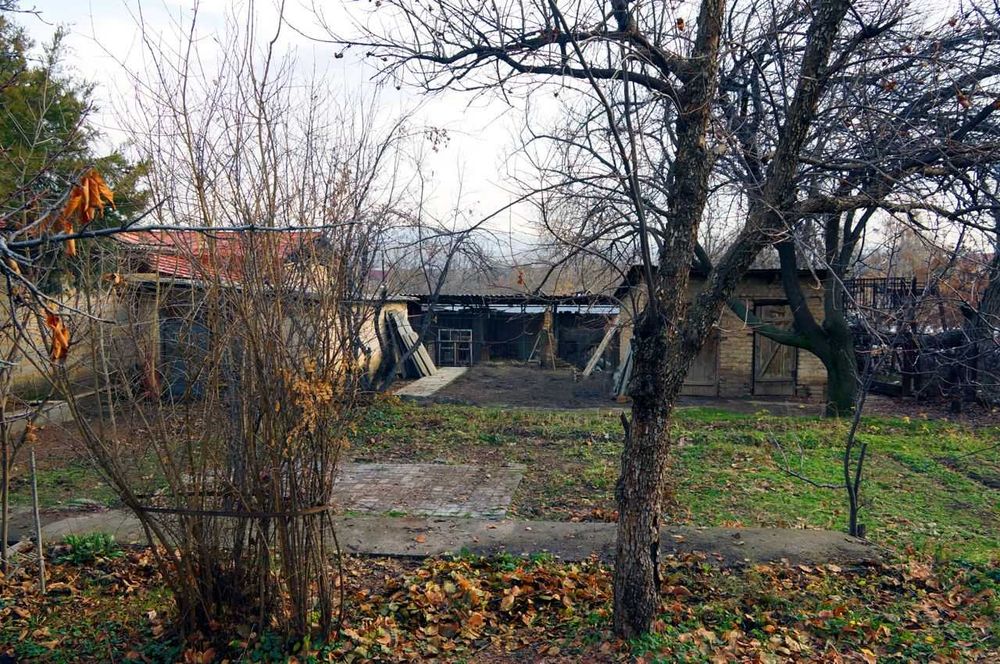 Продается дом в Чирчике 8,8 соток