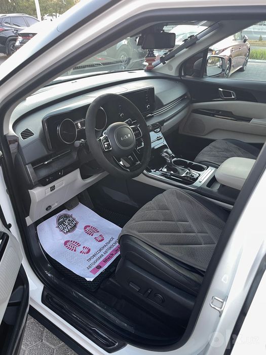 Kia Carnival 3.5L Comfort pozitsa avtomobil !